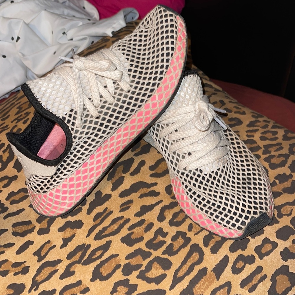 Adidas tennis shoes